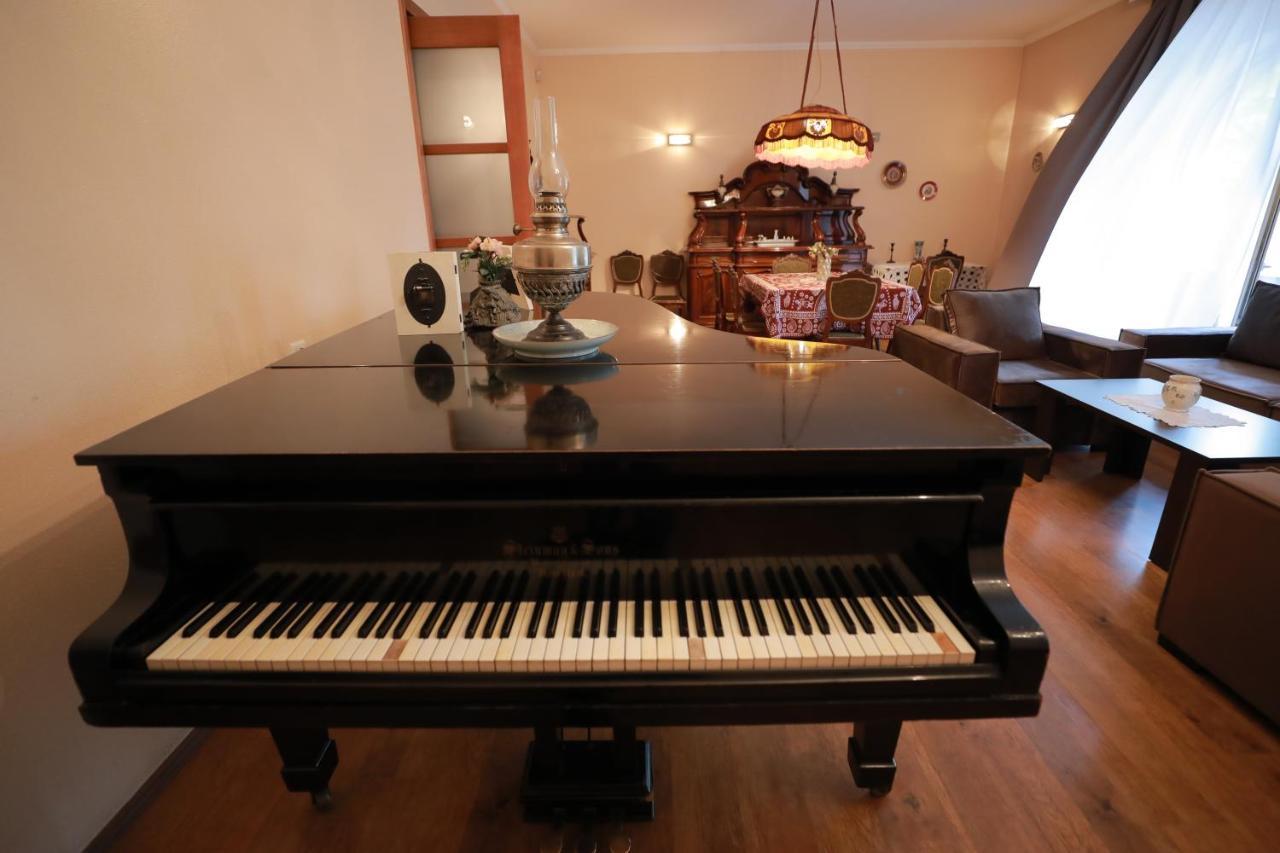 Apartment At 12 Baratashvili Street Tbilisi Zewnętrze zdjęcie