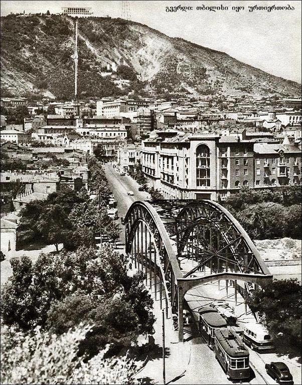 Apartment At 12 Baratashvili Street Tbilisi Zewnętrze zdjęcie