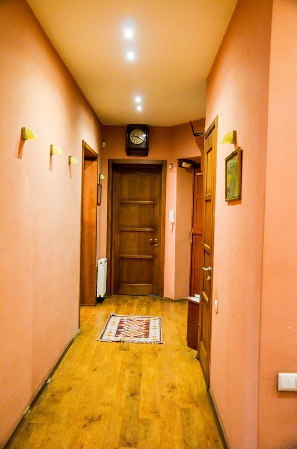 Apartment At 12 Baratashvili Street Tbilisi Zewnętrze zdjęcie