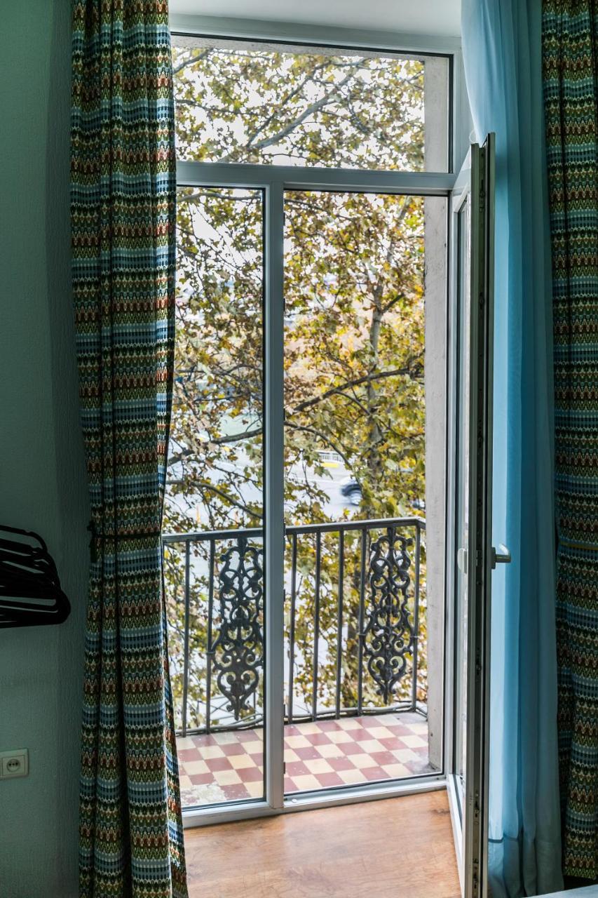 Apartment At 12 Baratashvili Street Tbilisi Zewnętrze zdjęcie