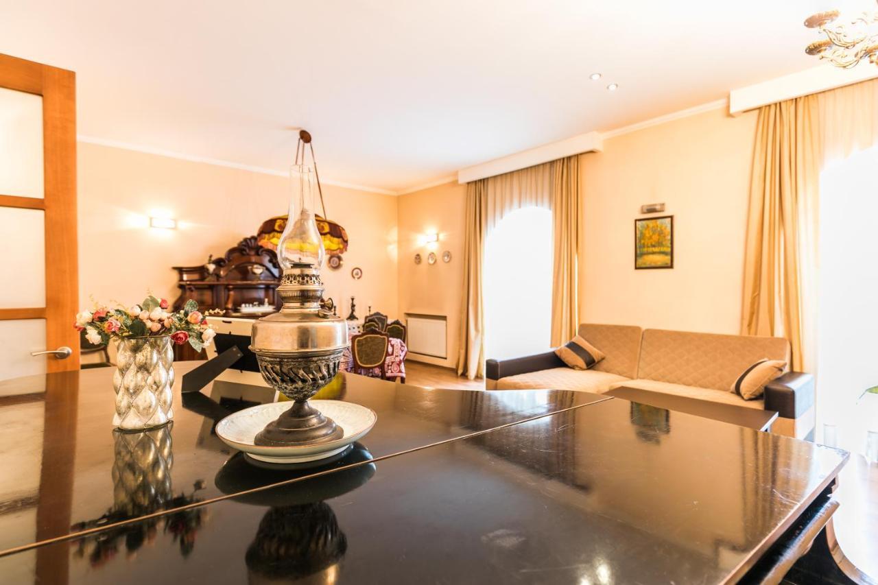 Apartment At 12 Baratashvili Street Tbilisi Zewnętrze zdjęcie